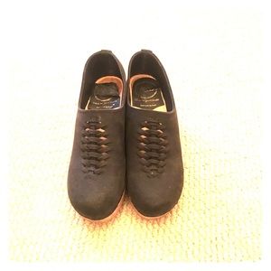 No. 6 Top Weave Clog Shoe on Mid Wedge size 35